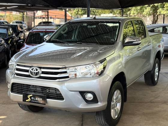 TOYOTA HILUX 2.7 SRV 4X2 CD 16V FLEX 4P AUTOMÁTICO TOYOTA HILUX 2.7 SRV 4X2 CD 16V FLEX 4P AUTOMÁTICO